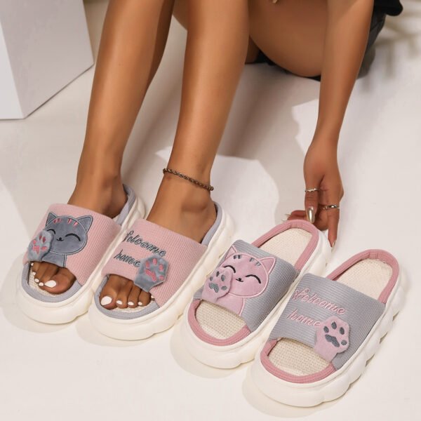 Chaussons d'intérieur pour femmes avec un adorable motif de chaton de dessin animé
